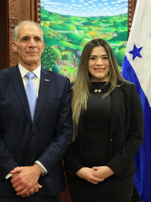 Fotografía oficial de GRACE MARIELA SIERRA CRUZ