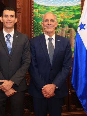 Fotografía oficial de VICENTE DANIEL SALCEDO NAJERA